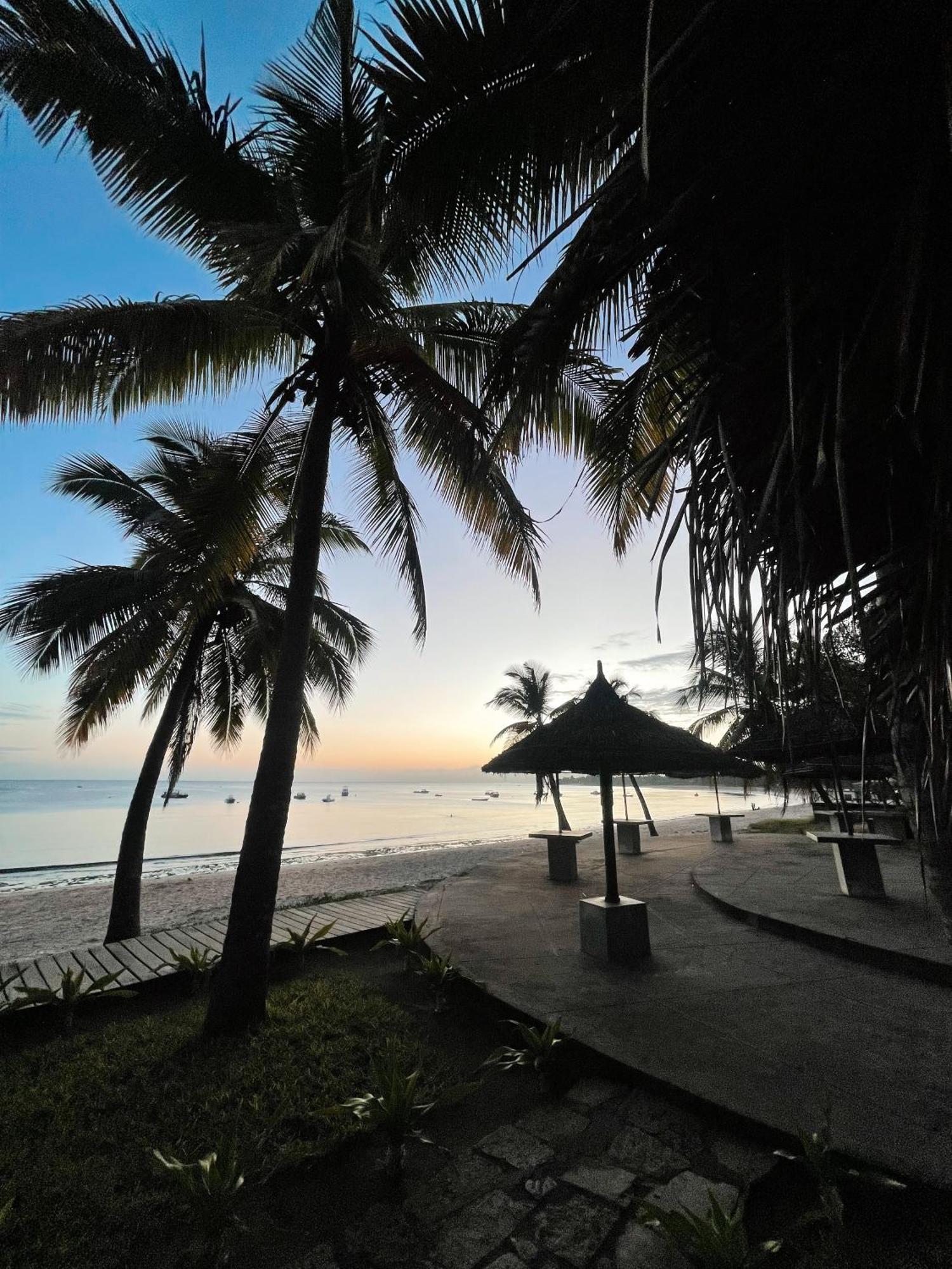 The Nautilus Pemba Hotel Exterior foto